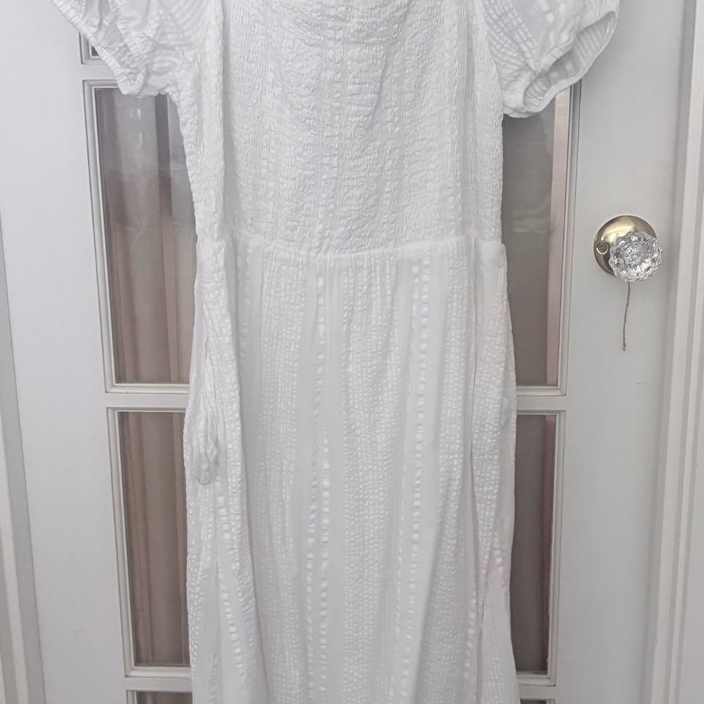 LOFT White Textured Peasant Top